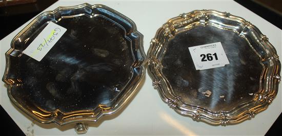 2 silver card trays